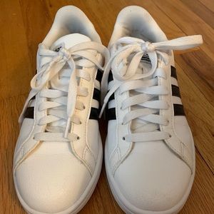 Adidas Cloud Foam Sneakers